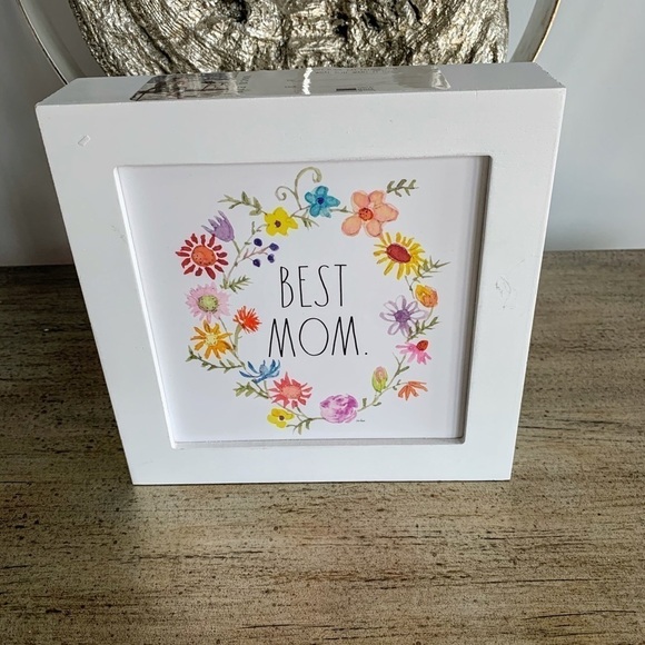 Rae Dunn “Best Mom” Floral Wooden Sign - Picture 3 of 7